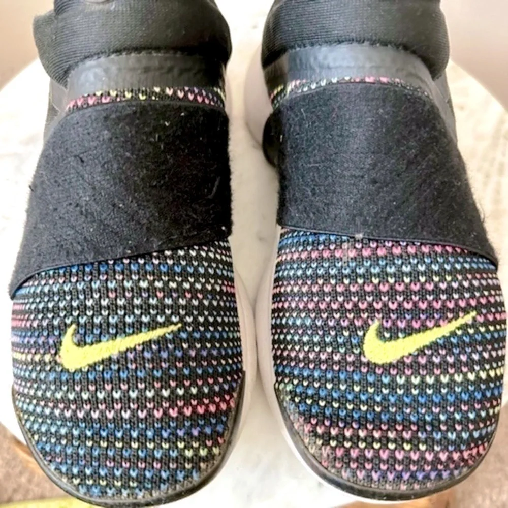 GUC NIKE Presto Fly Extreme SE GS Shoe Size 3Y Youth m Black Multicolor